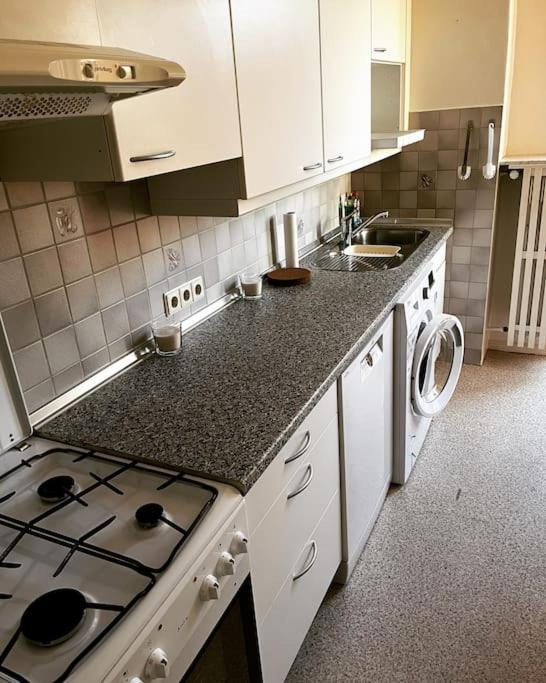 Wunderschoene 3-Zimmer Wohnung Fuer 6 Personen BRE Exterior foto